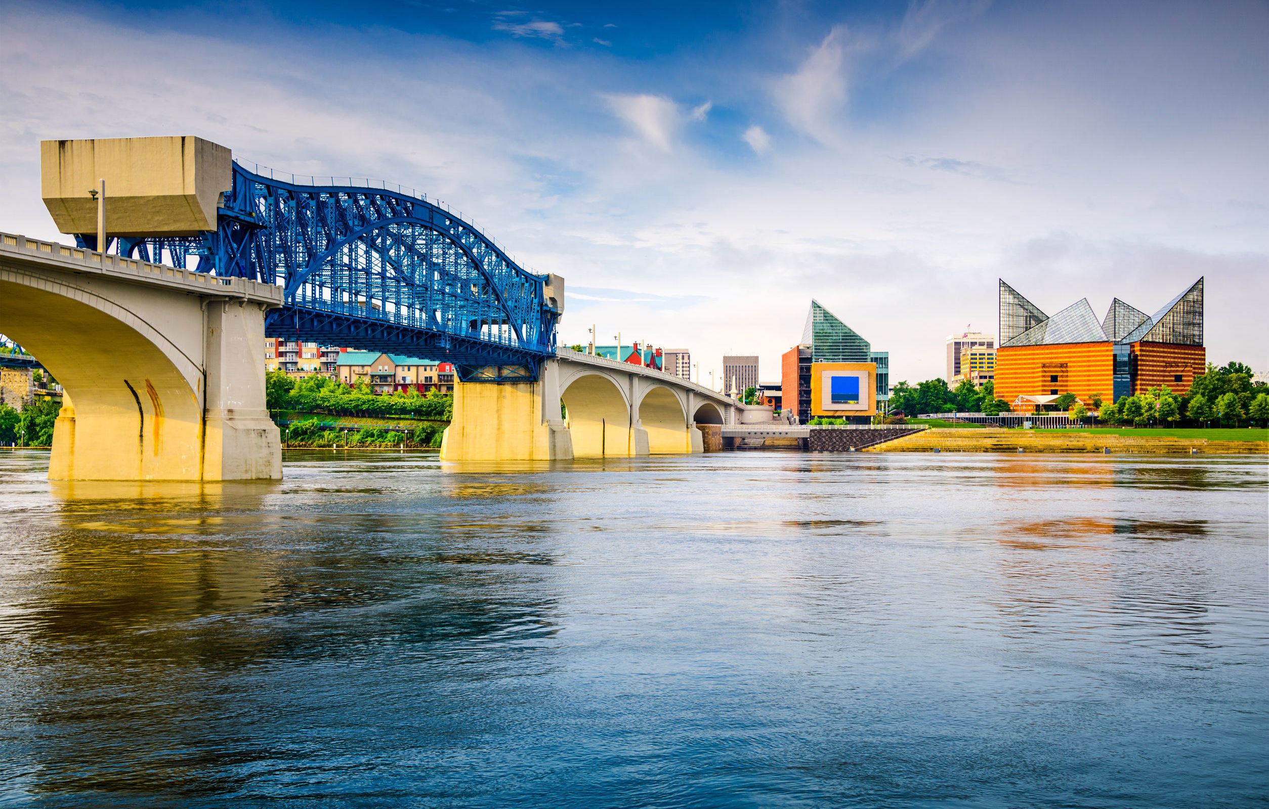 The creatives at our Chattanooga spa welcome the return of the 4 Bridges Arts Festival